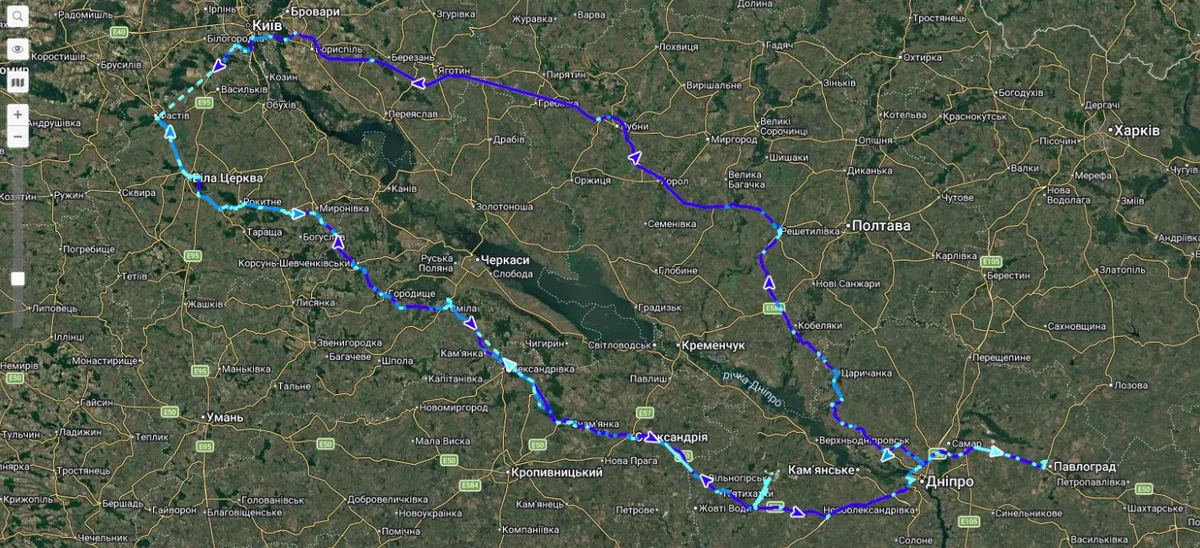 GPS-трек після автоматичної чистки: рівний маршрут Київ — Дніпро — Павлоград без аномалій